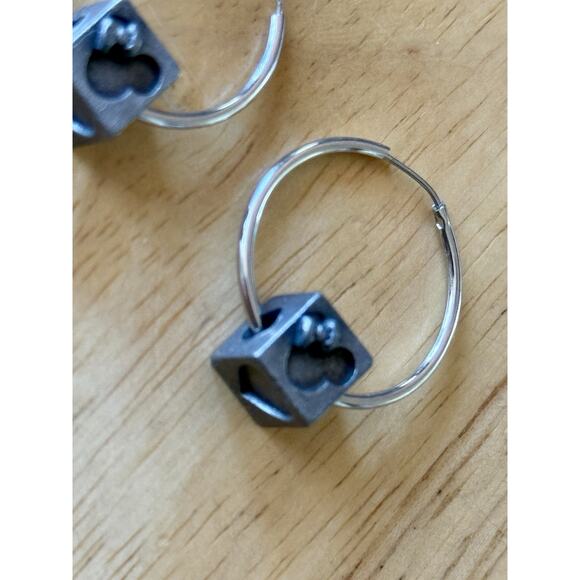 Minnie Mouse Disney Pewter & Heart Earrings, Silver-tone Round Loop EUC - Picture 5 of 6